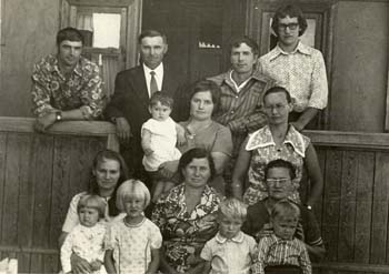 25 Block relatives, Russia visit 1991